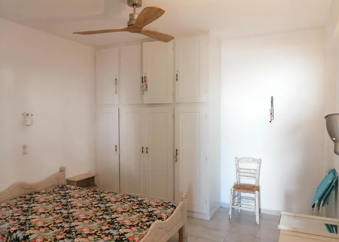 Renovated In The Heart Of Paroikia. Apartment Páros