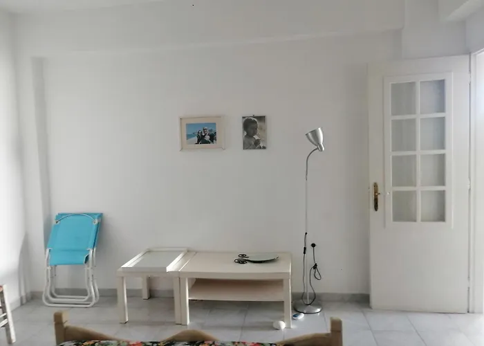 Apartment Renovated In The Heart Of Paroikia.
