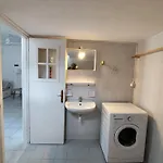 Renovated In The Heart Of Paroikia. Apartamento *