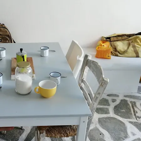 Renovated In The Heart Of Paroikia. Apartment