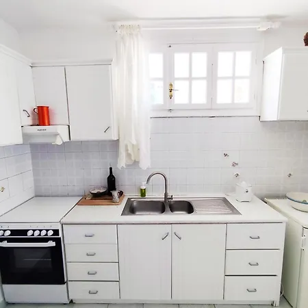 Renovated In The Heart Of Paroikia.