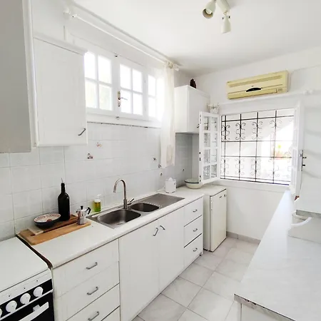 Renovated In The Heart Of Paroikia. * Parikia (Paros)